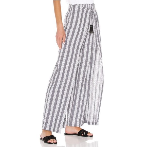 House of Harlow 1960 X REVOLVE Idrissa Pants White Black Stripe - Picture 3 of 6